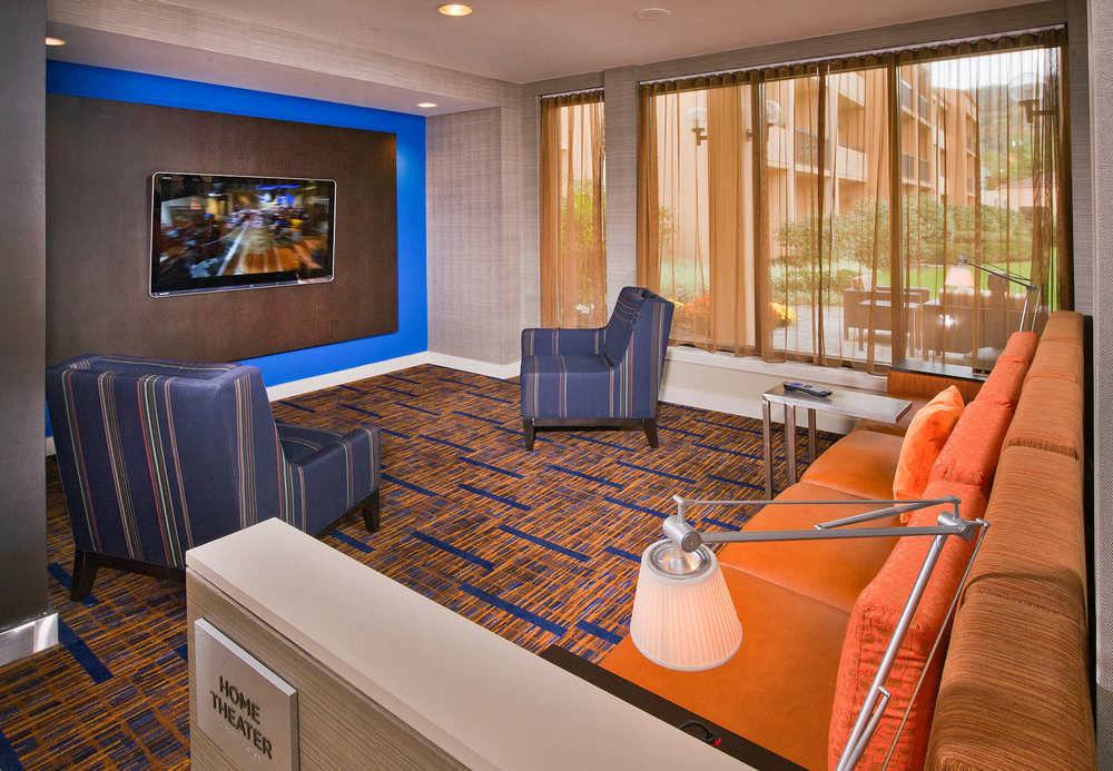 Courtyard By Marriott Mahwah Hotel Exterior foto