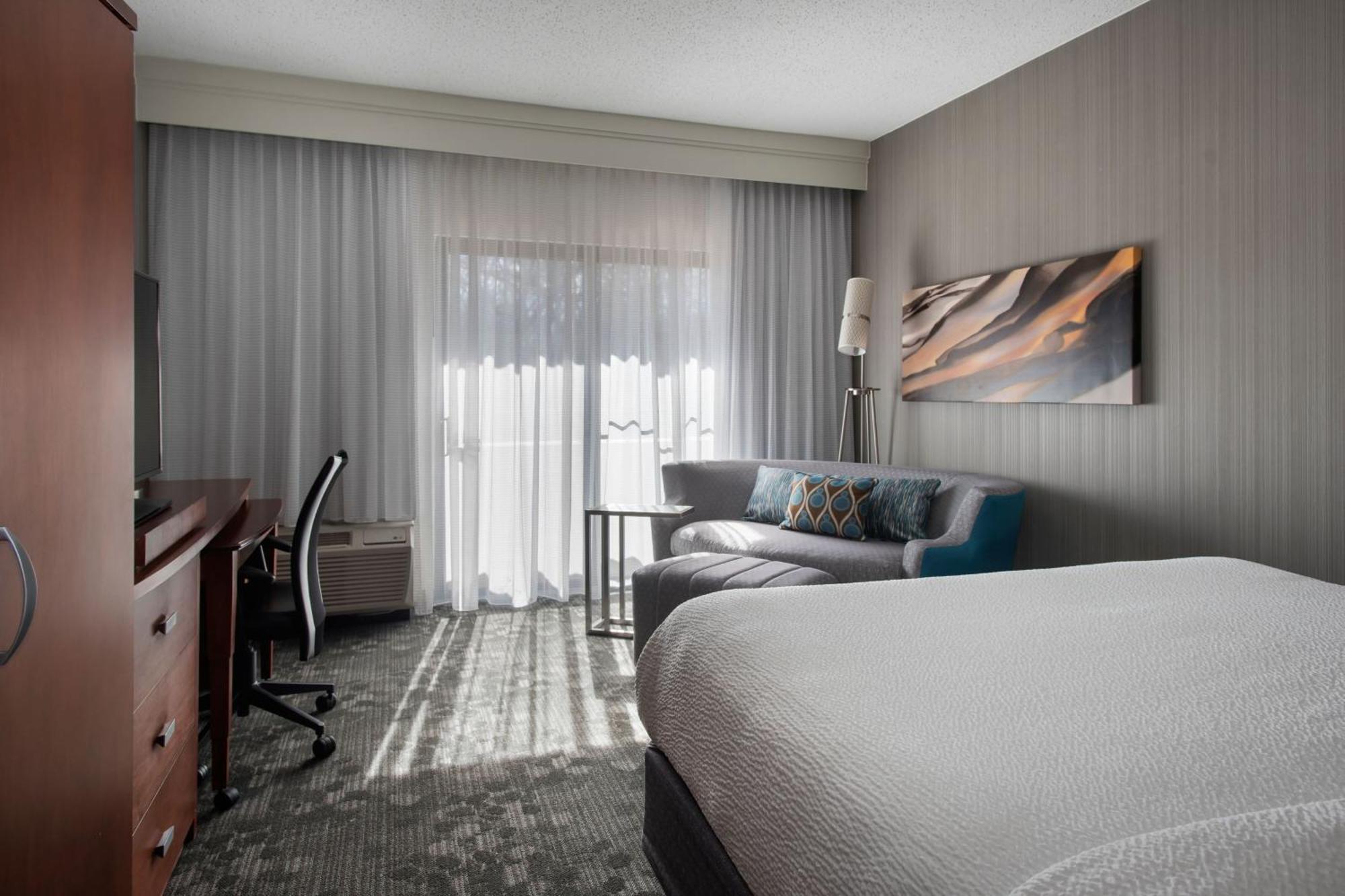 Courtyard By Marriott Mahwah Hotel Exterior foto