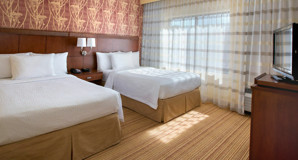Courtyard By Marriott Mahwah Hotel Exterior foto